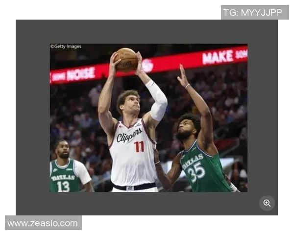 布鲁克洛佩斯：从NBA巨星到篮球战术的创新先锋