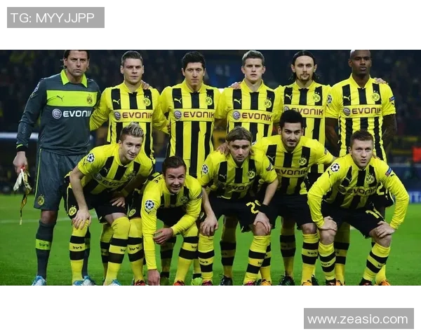 智力大学与科布雷萨的激烈对决揭示足球战术与团队精神的较量